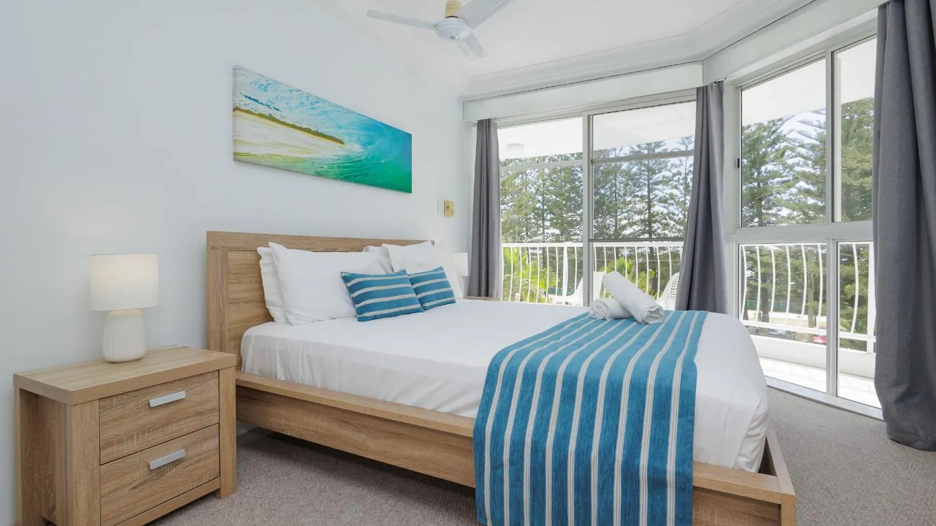 Burleigh Surf Aparthotel Gold Coast