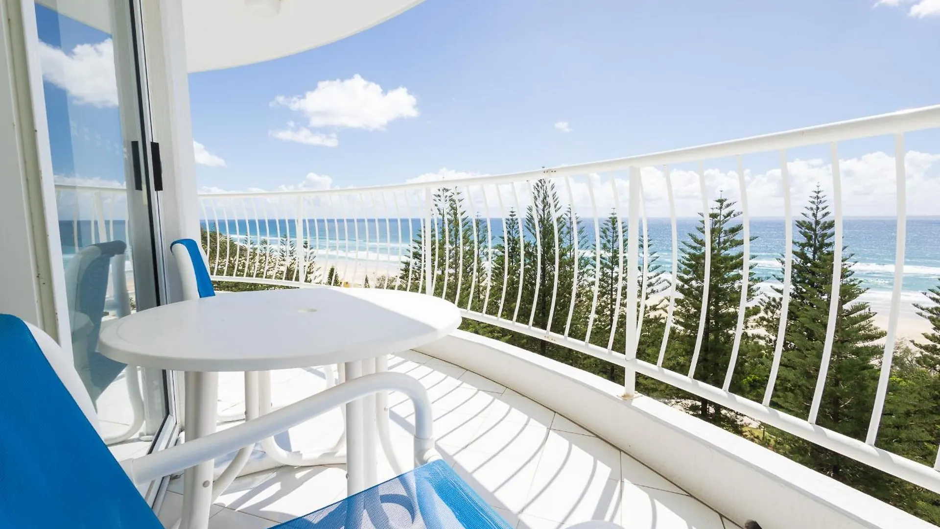 Burleigh Surf