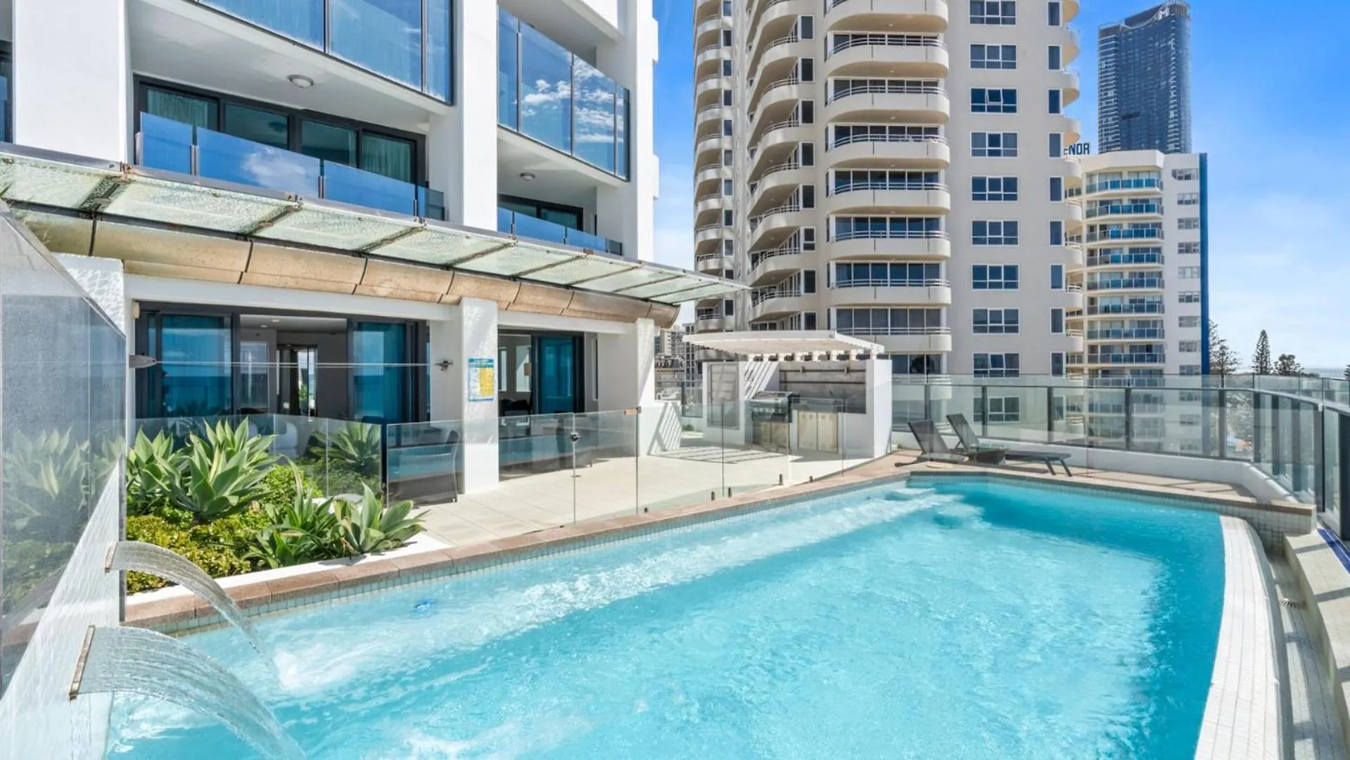 Soul Surfers Paradise - Gclr