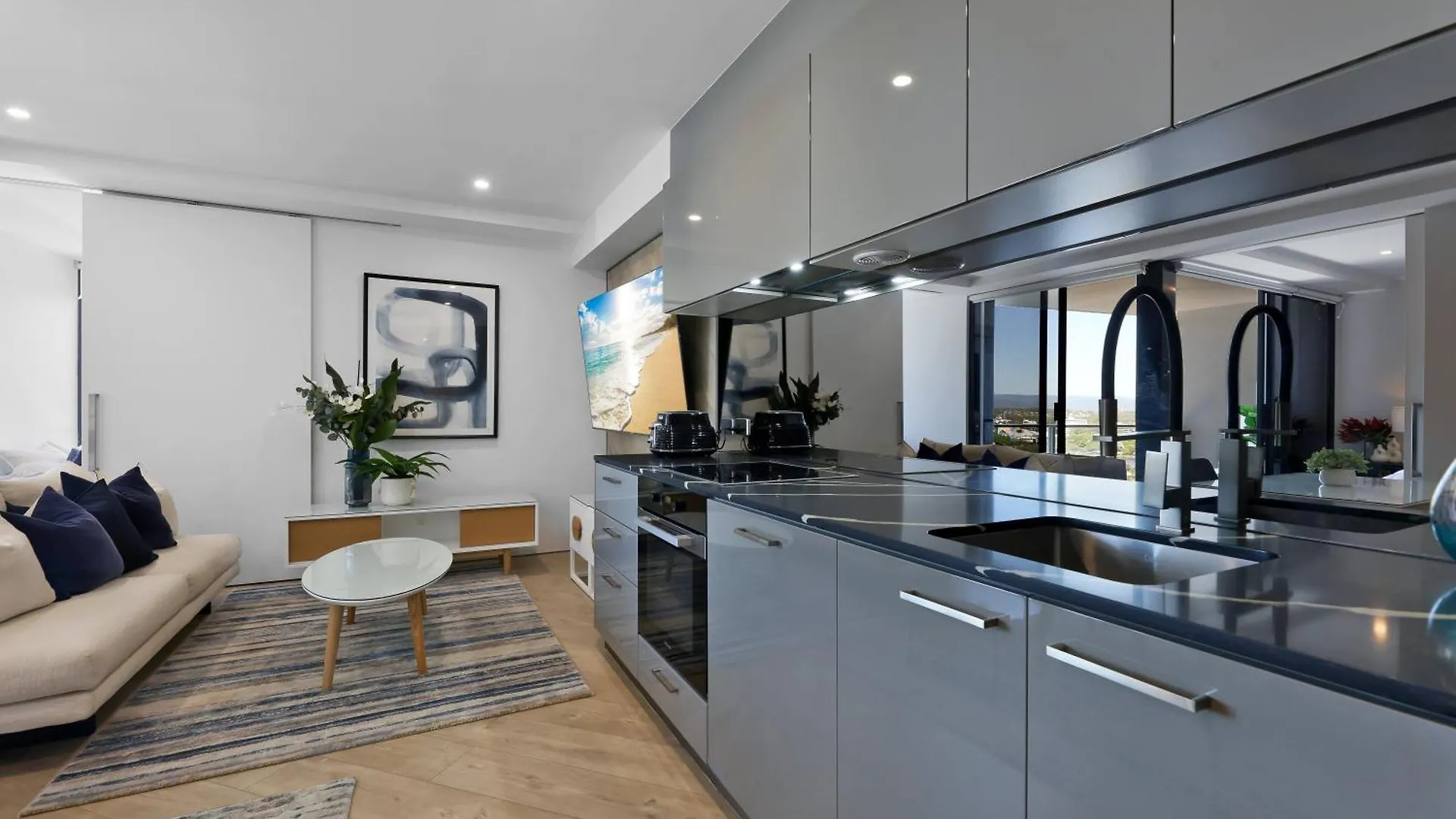 Avalon - Qstay Gold Coast