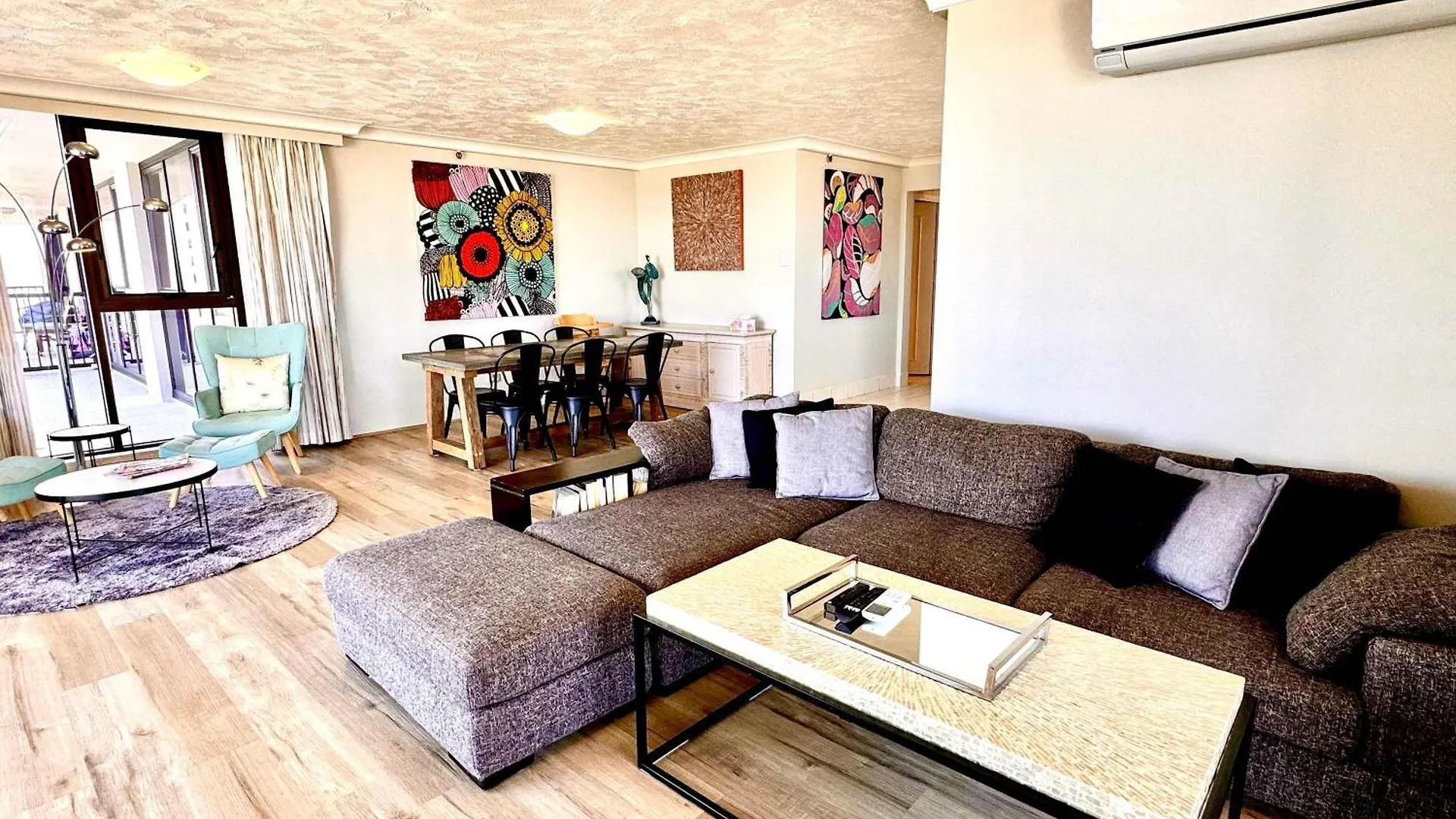 2 Bdrm In 'aquarius' Surfers Broadbeach Apartment Gold Coast
