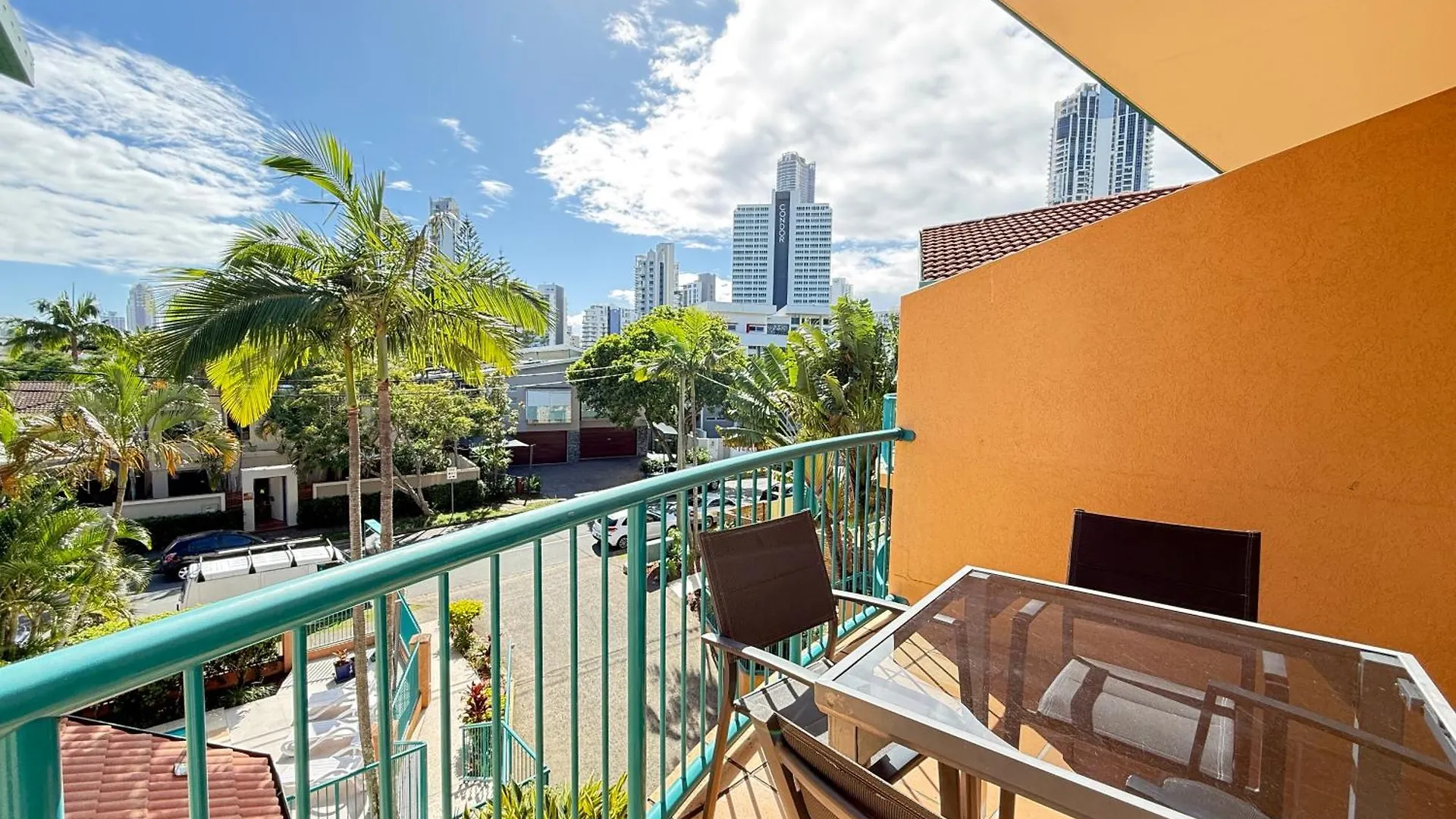 Aparthotel Karana Palms Gold Coast