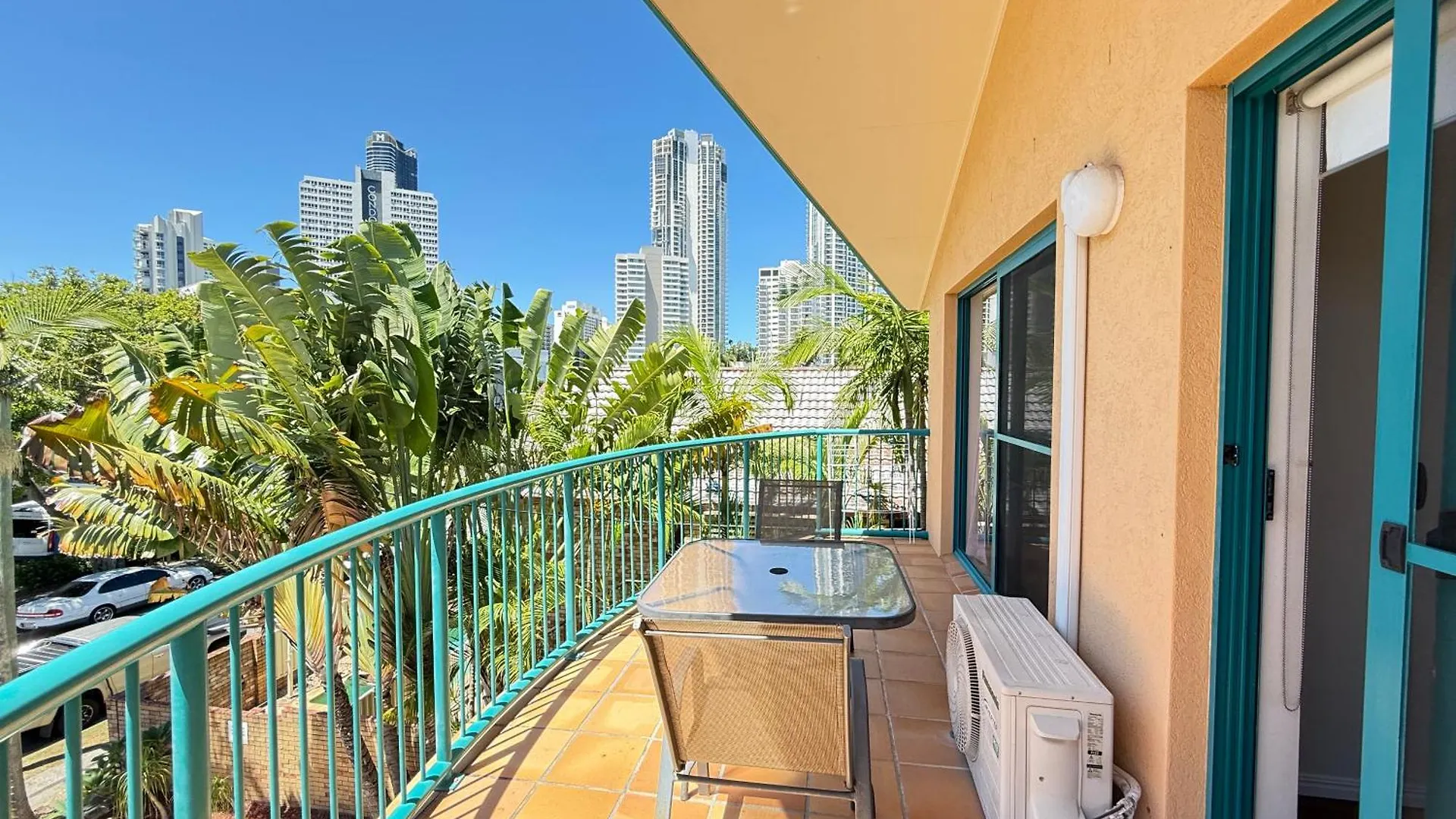 Aparthotel Karana Palms 3*