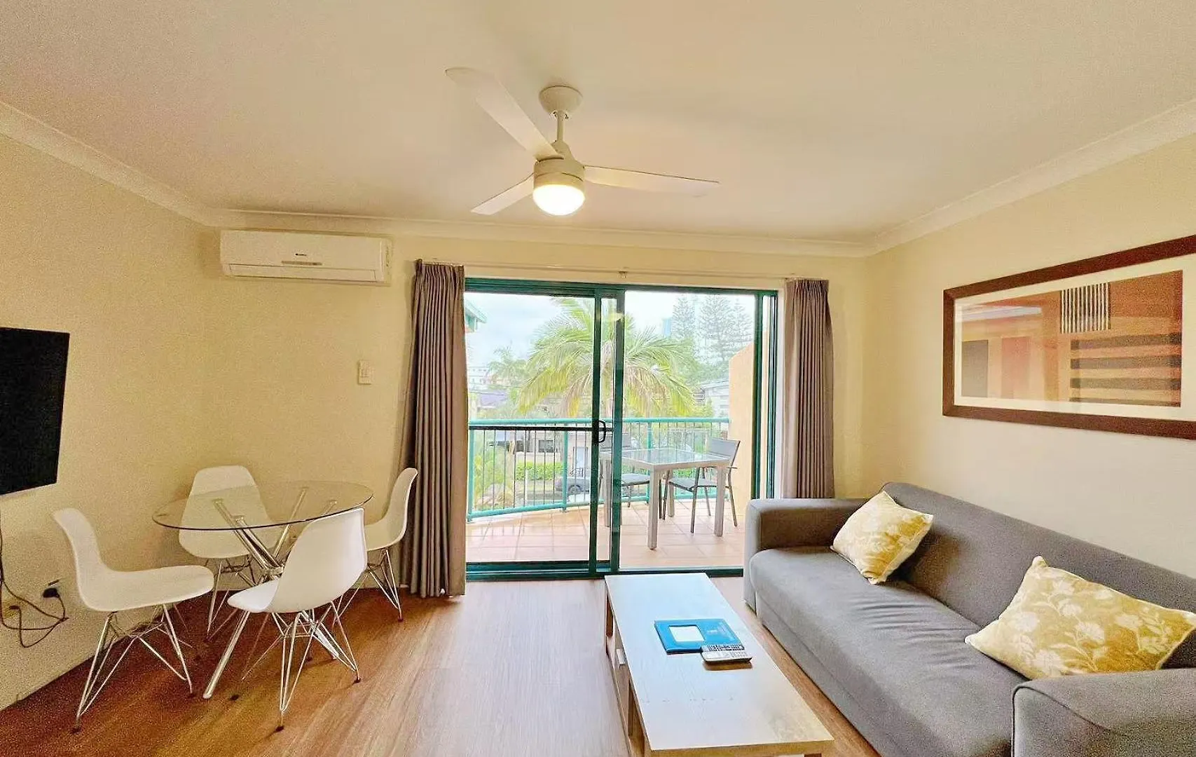Aparthotel Karana Palms Gold Coast