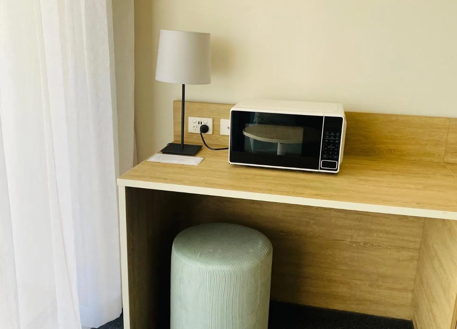 Sea View Heart Of Surfers Paradise 4*