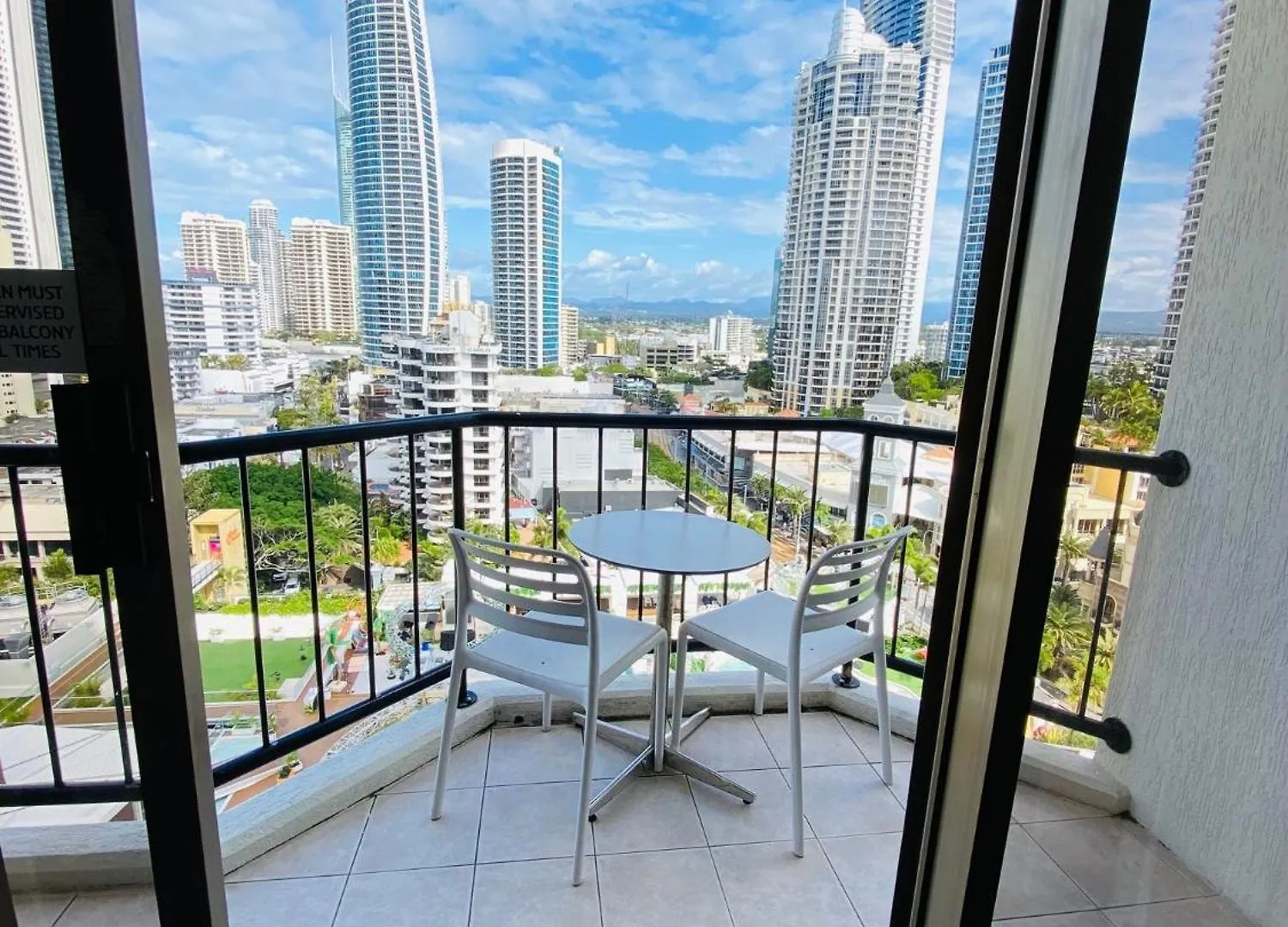 Sea View Heart Of Surfers Paradise Hotel