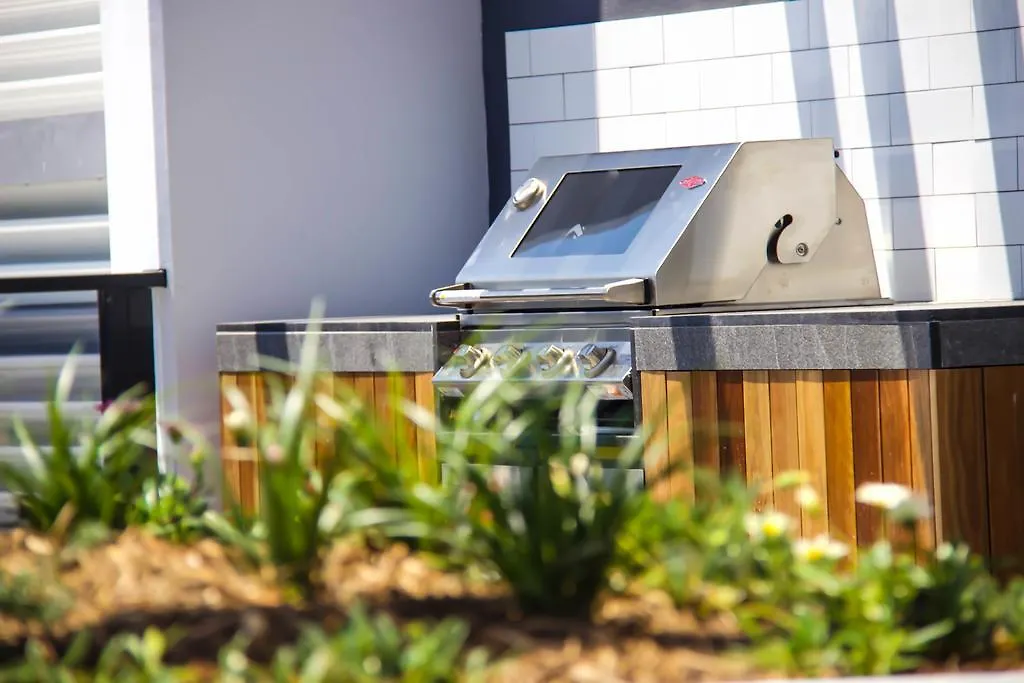 Synergy Broadbeach - Official