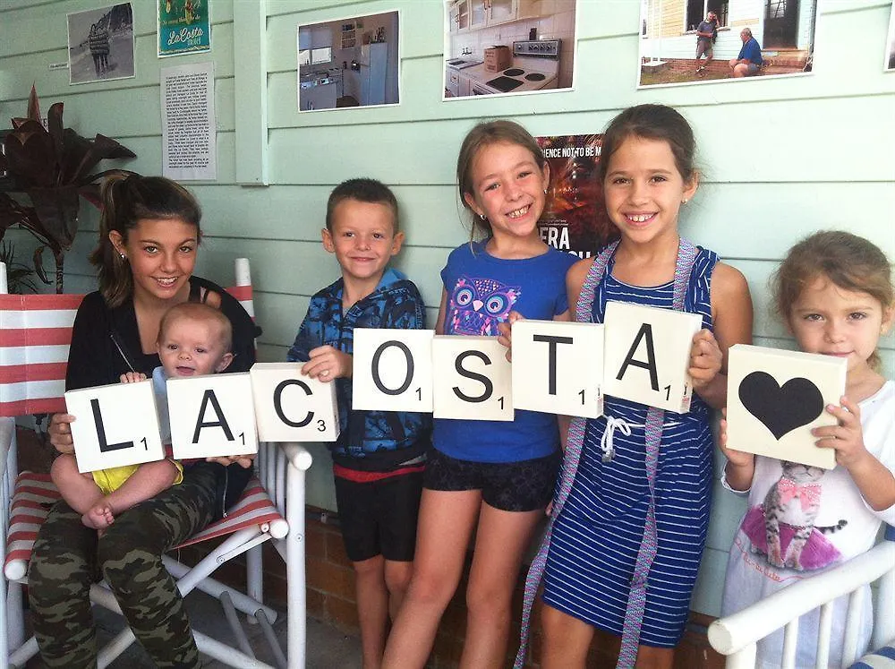 La Costa Beachside Motel 3*