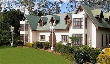Mt Tamborine Stonehaven Manor Guest house 4*