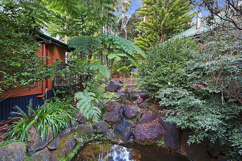 Bed & Breakfast Escarpment Retreat & Day For Couples 5*