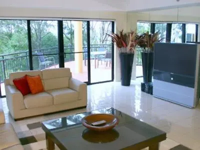 Magic Mountain Resort 4*