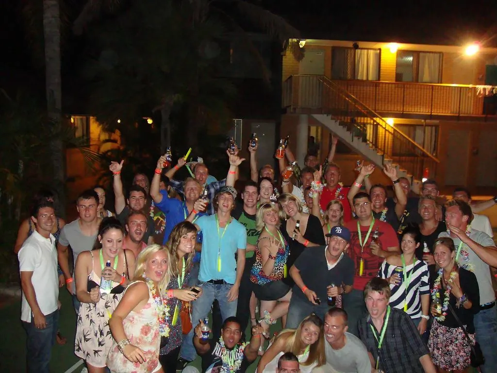 אכסניה Maxmee Backpackers