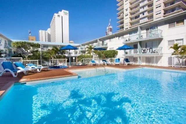 Raffles Royale