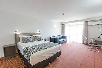 Hope Harbour Hotel 3*