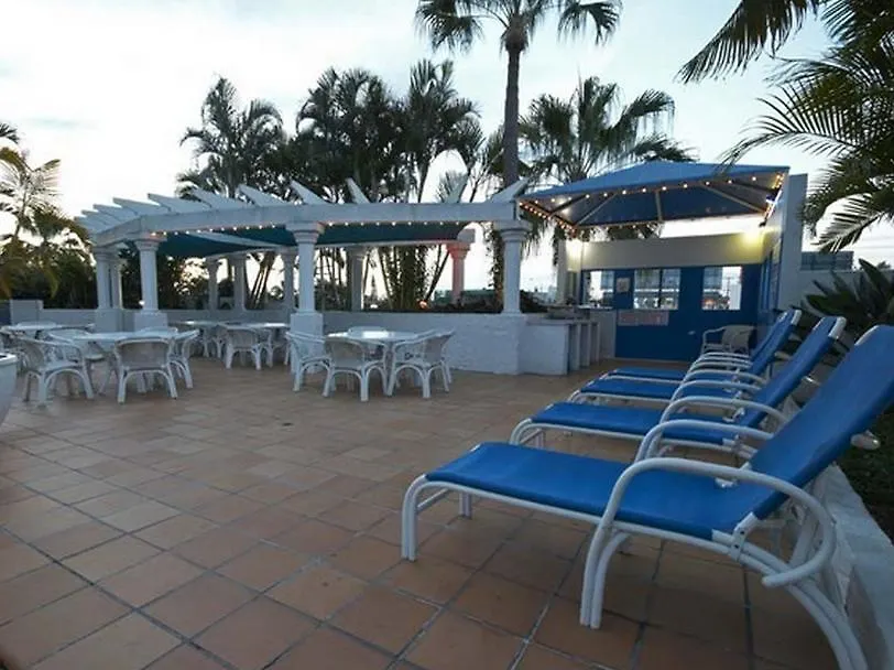 Santorini By The Sea 3* Gold Coast