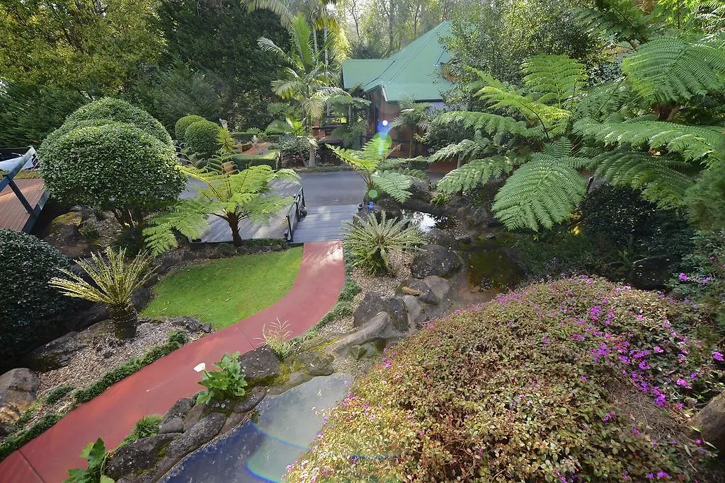 Bed & Breakfast Escarpment Retreat & Day For Couples 5*