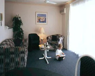 Golden Shores Club * Gold Coast