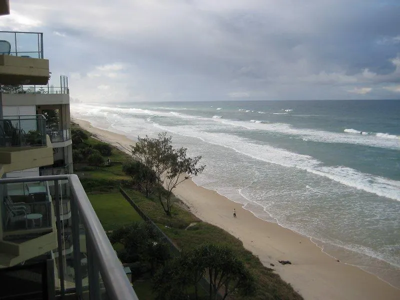 Foreshore Beachfront Hotel apartamentowy Gold Coast