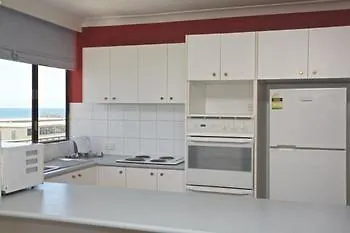 Queensleigh Aparthotel 3*