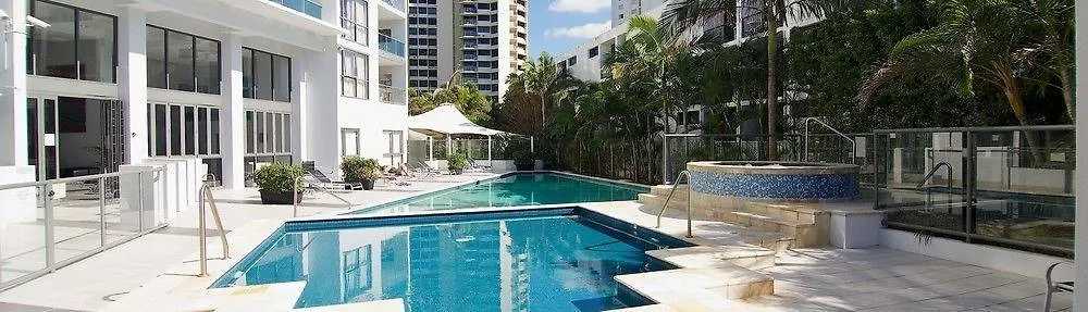 Ipanema Surfers Paradise 4*
