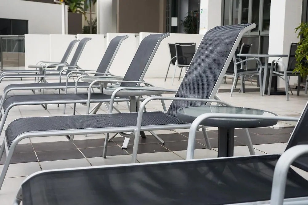Ipanema Surfers Paradise Resort 4*