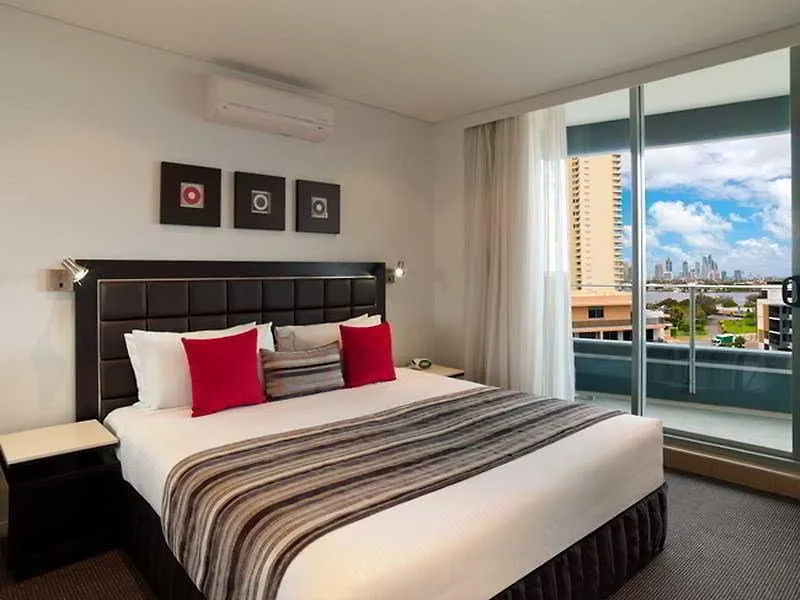 Meriton Serviced Aqua Street Ξενοδοχείο με διαμερίσματα