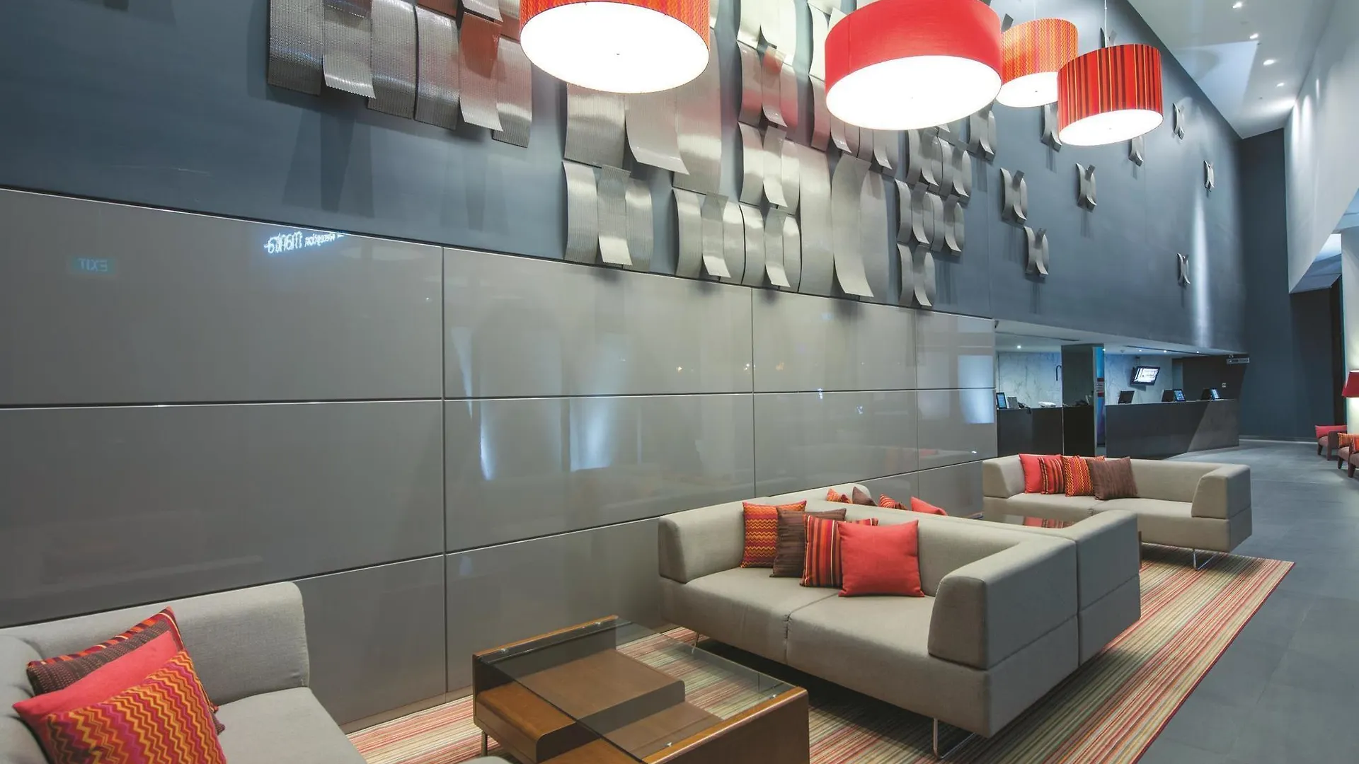 Mantra Circle On Cavill 4* Gold Coast