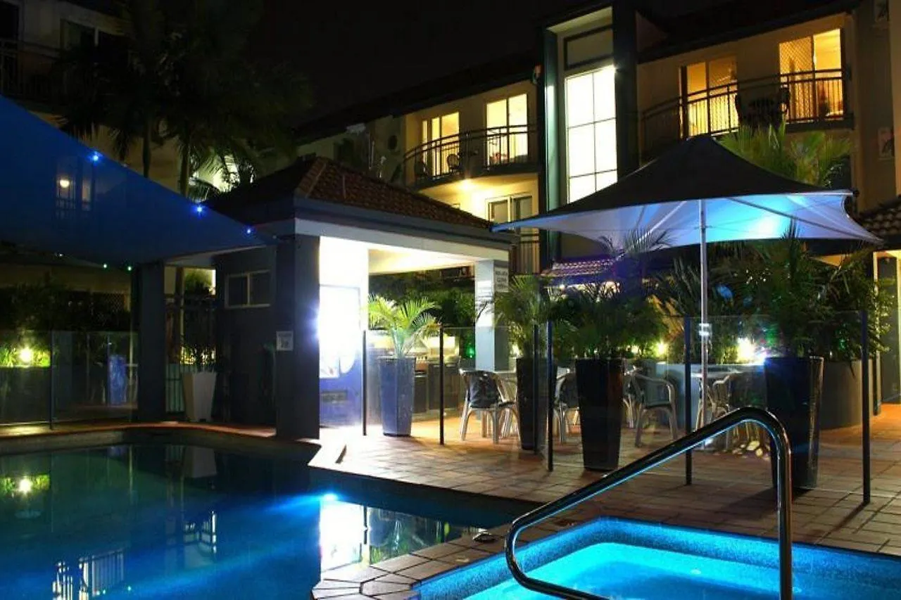 Santana Surfers Paradise