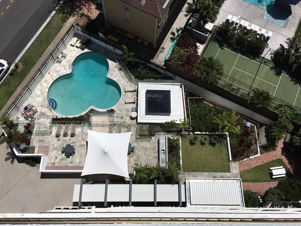 Ocean Royale 3* Gold Coast