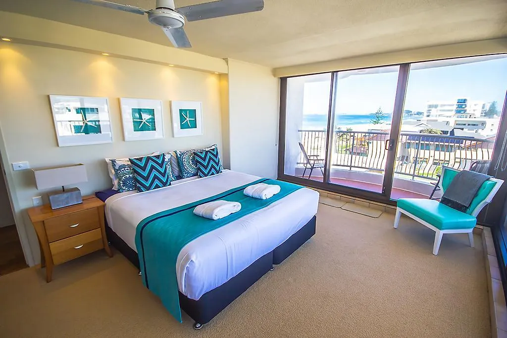 Albatross North Aparthotel 4*