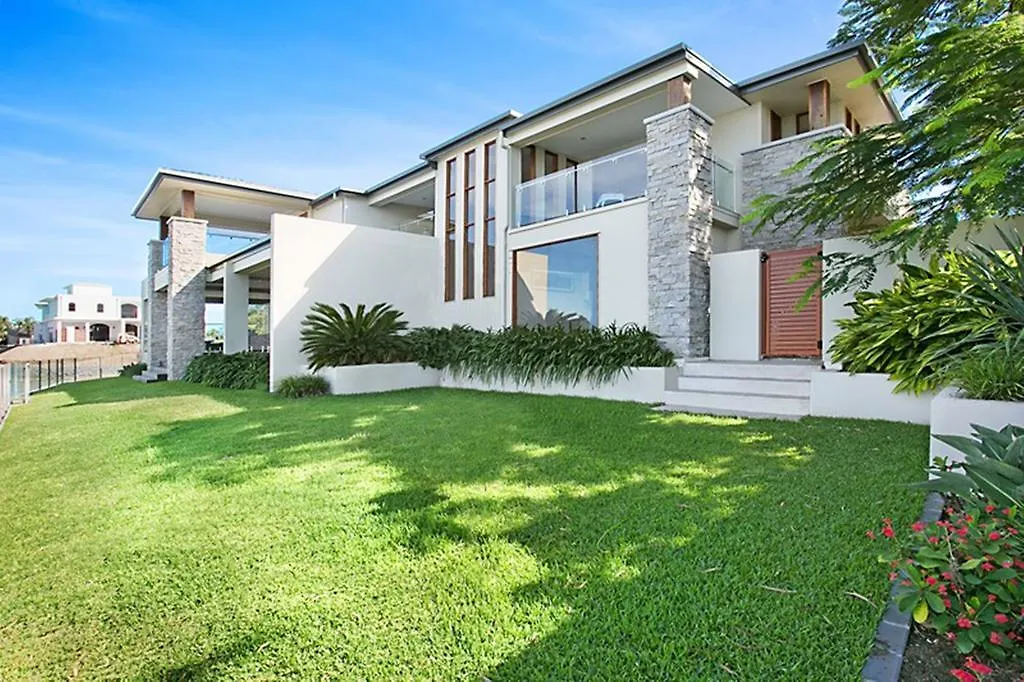 Holiday home Riverfront Dream *