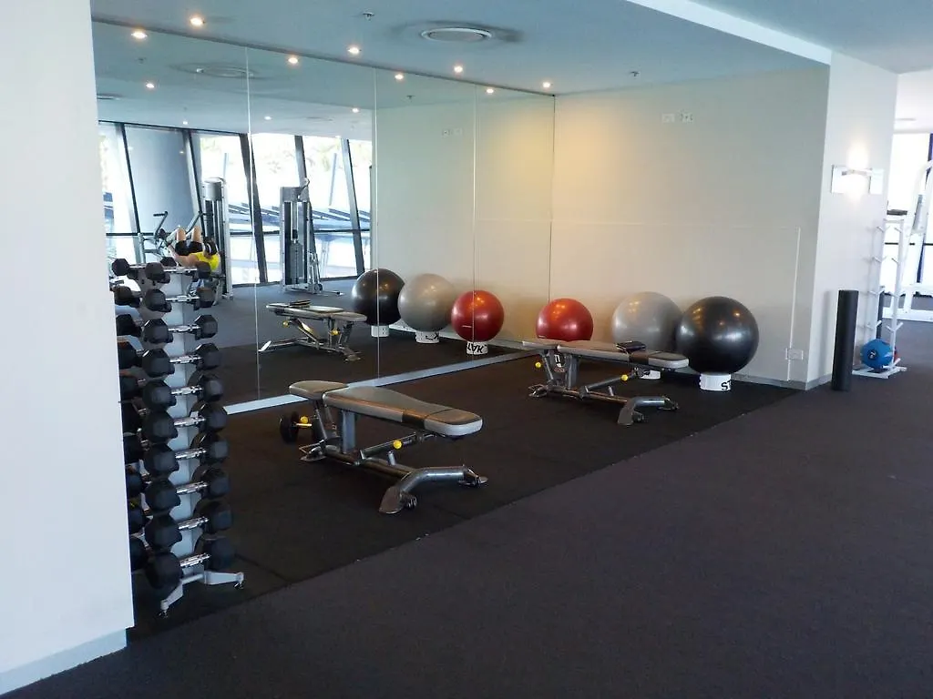 Circle On Cavill - Hr Surfers Paradise
