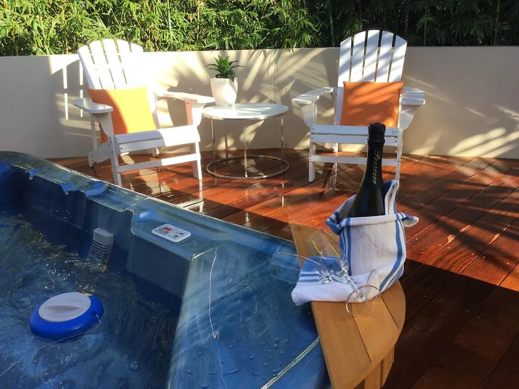Roma On Capri Gc Villa Gold Coast