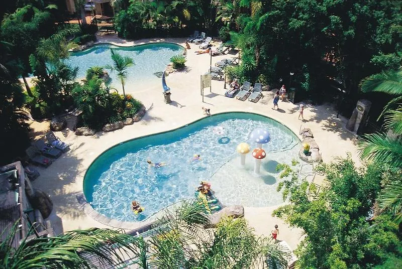 Ashmore Palms Village