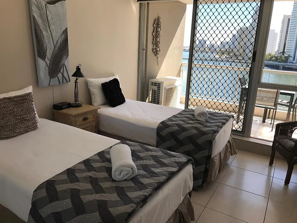 Aparthotel Moorings On Cavill Surfers Paradise