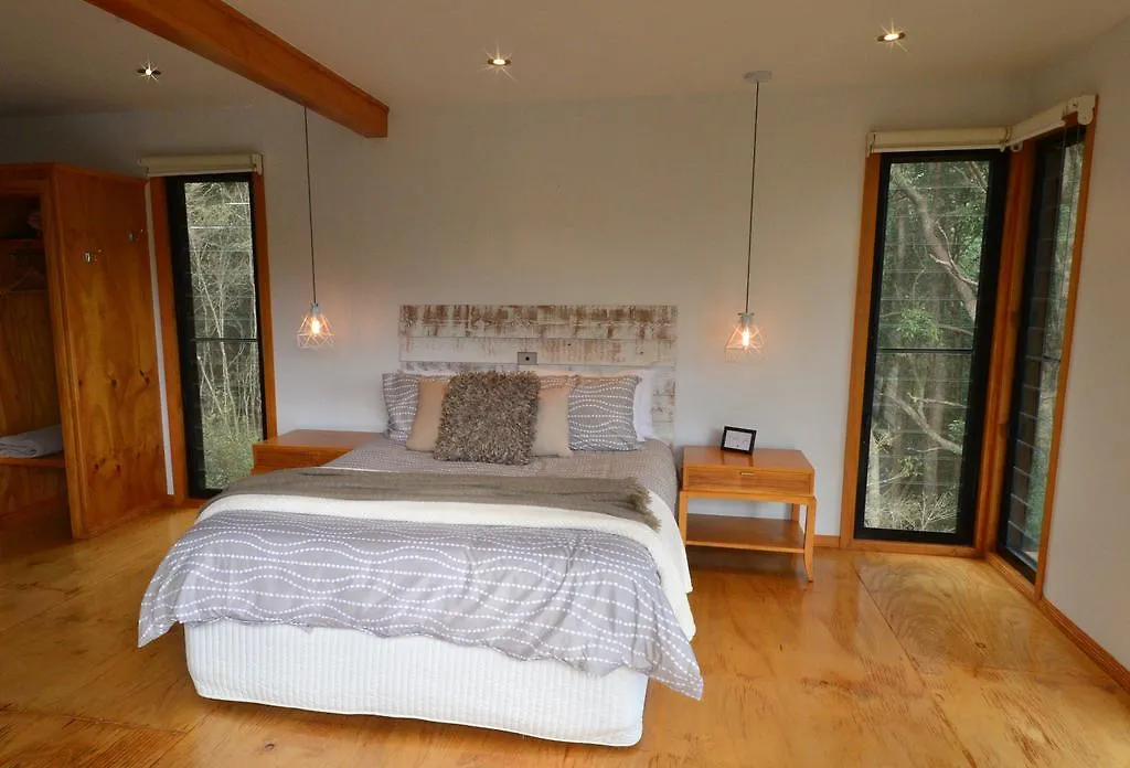 Ecoasis Lodge
