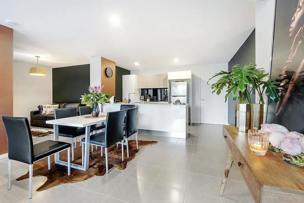 Waterford Private Apartment Gold Coast