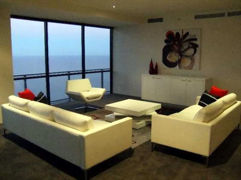 Mantra Circle On Cavill Aparthotel Gold Coast