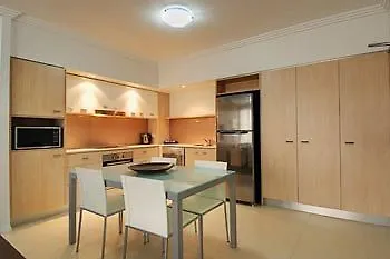 Chancellor Lakeside 4* Gold Coast