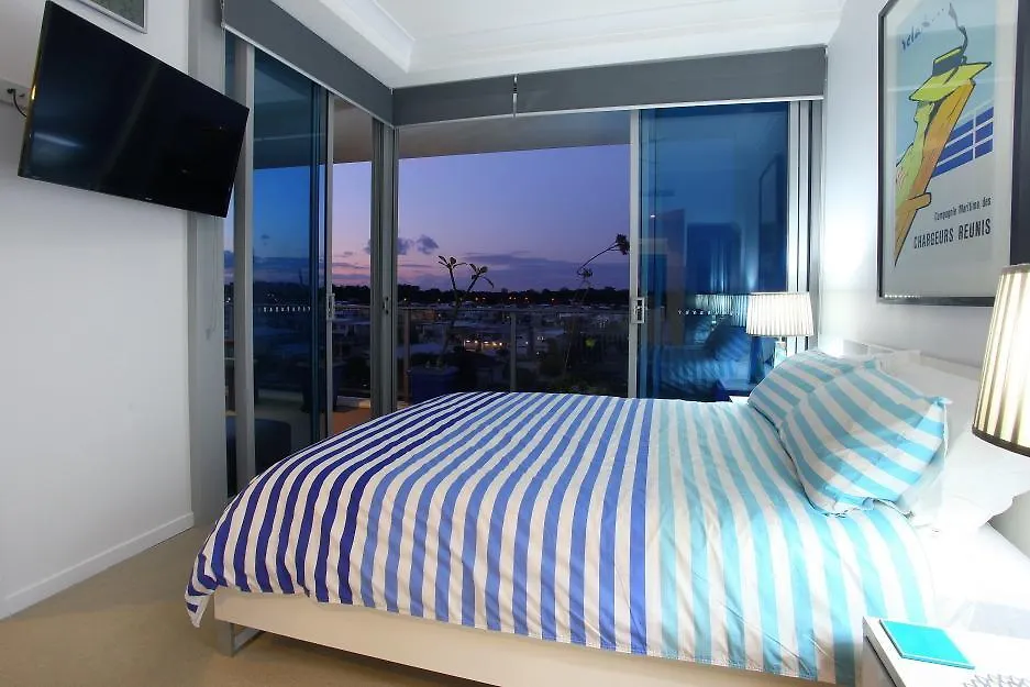 Harbour Quays Apartmán *