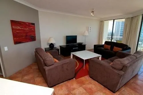 Carrington Court 3* Main Beach