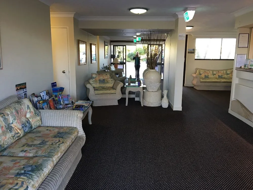 Pelican Sands 3* Gold Coast