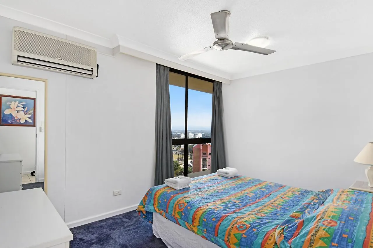 Surfers Beachcomber Private Apartment *