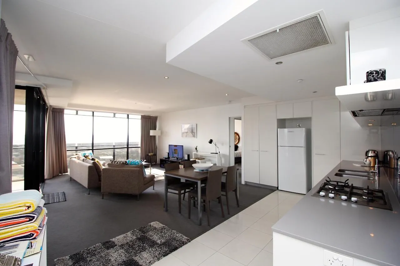 Cavill Avenue Luxury Private Apartment Gold Coast