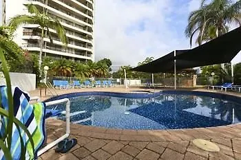 Resort Palmerston Tower On Southport Broadwater 3*