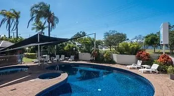 Palmerston Tower On Southport Broadwater Resort 3*