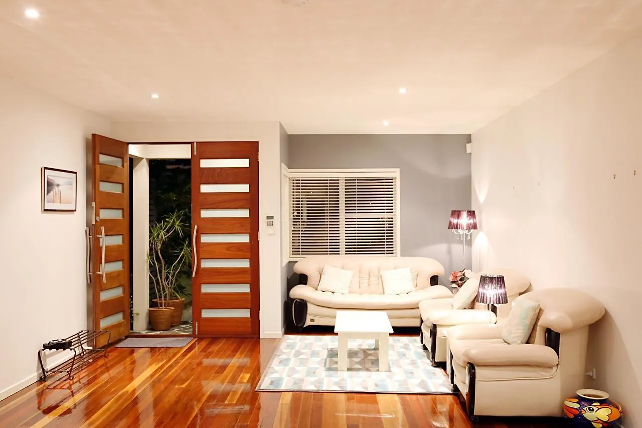 Spacious House In Heart Of Surfers Paradise * Gold Coast