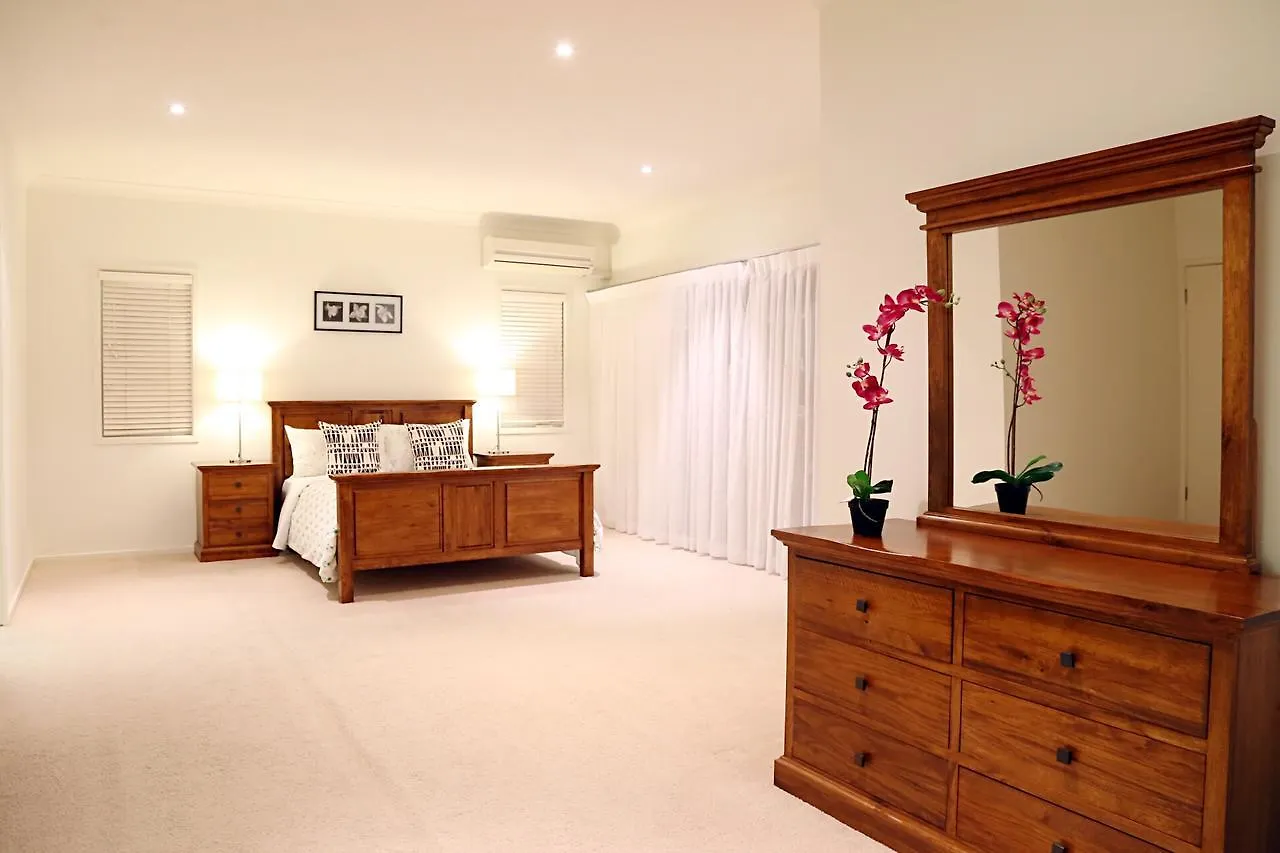 Spacious House In Heart Of Surfers Paradise * Gold Coast