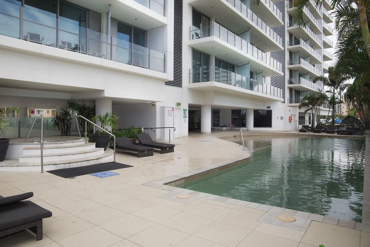 Apartment Modern With Style Living *