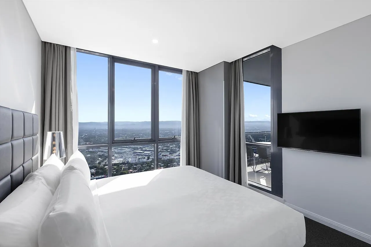 Meriton Southport Hotel